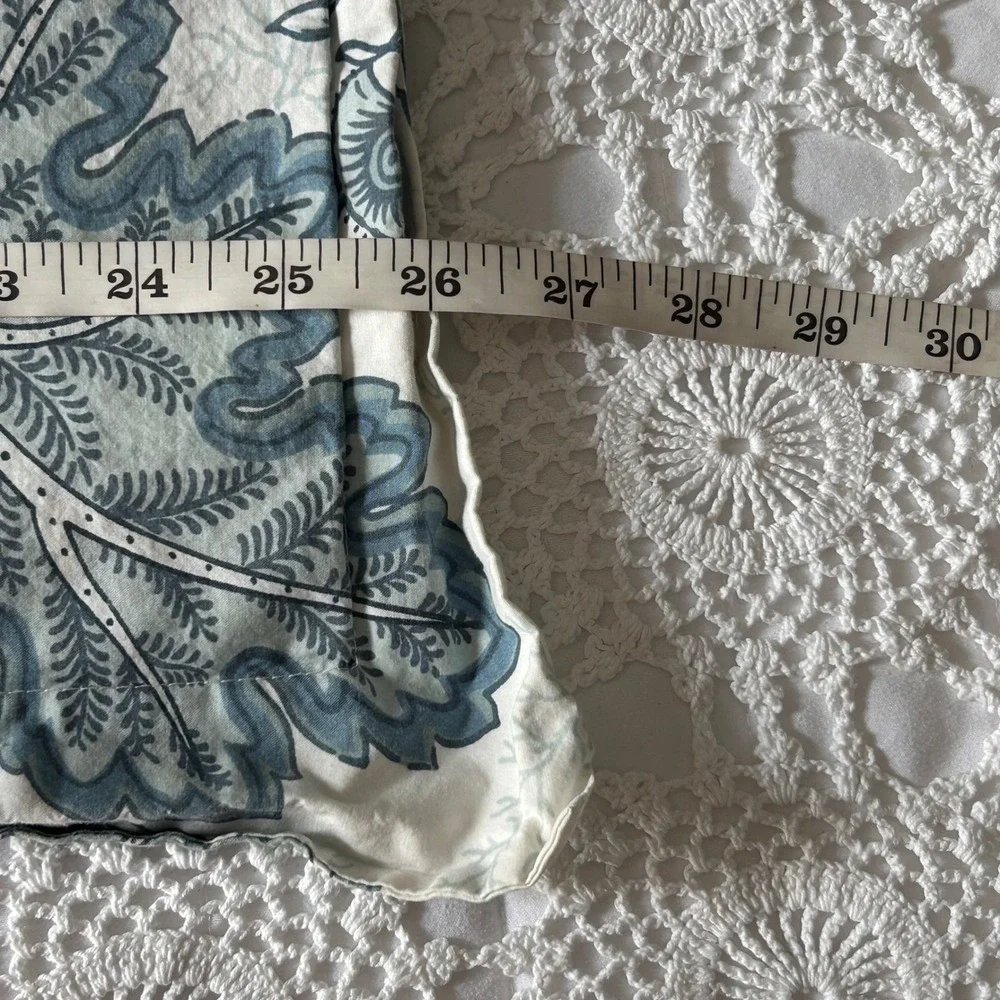 Pottery Barn Blue White Floral Bird Peacock Cotton Standard Pillow Sham‎ 2013